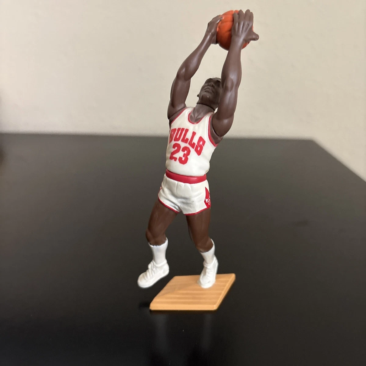 NBA【未開封】1988 KENNER MICHAEL JORDAN 10197907_1_1.jpg