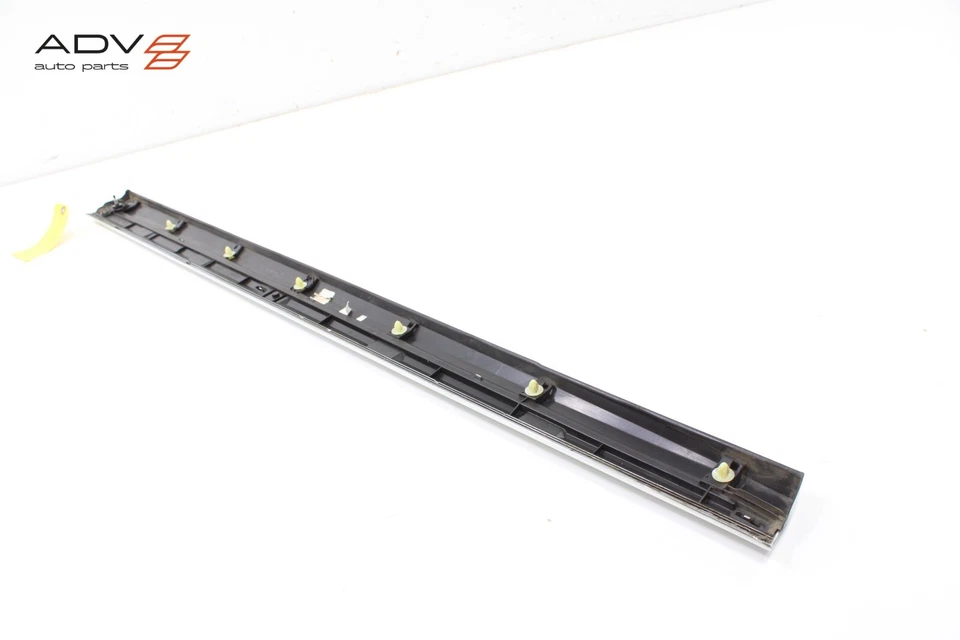 Lexus LS460 LS600H 2013-2017 puerta delantera derecha del lado del pasajero moldura inferior OEM Foto 4 de 4