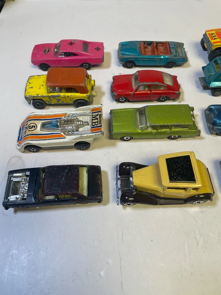Matchbox Car Lot of 18 - Image 2 of 4