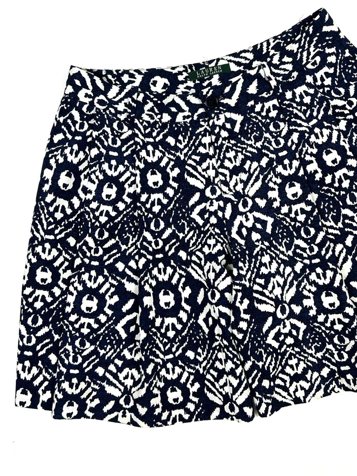 Lauren Ralph LRL Womens 4 Small Pleated Shorts Navy Blue White Print Pockets - Image 3 of 4