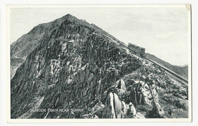 Wales - Snowdon Train Near Summit - Vintage Postkarte