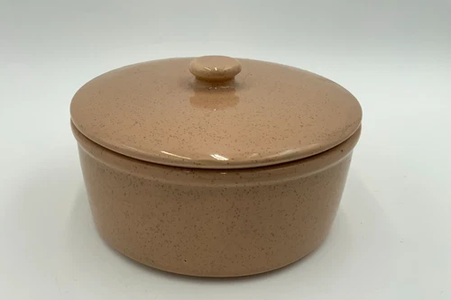 Tan Speckled Round Bauer Pottery Monterey Moderne Casserole w/ Lid