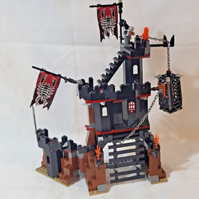 Lego Castle Knights' Kingdom 8876 Scorpion Prison Cave w/ Minifigures & Instruct