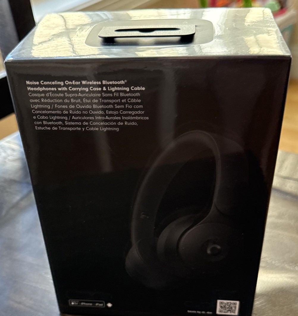 Beats by Dr. Dre Solo Pro On Ear Wireless Headphones - Black