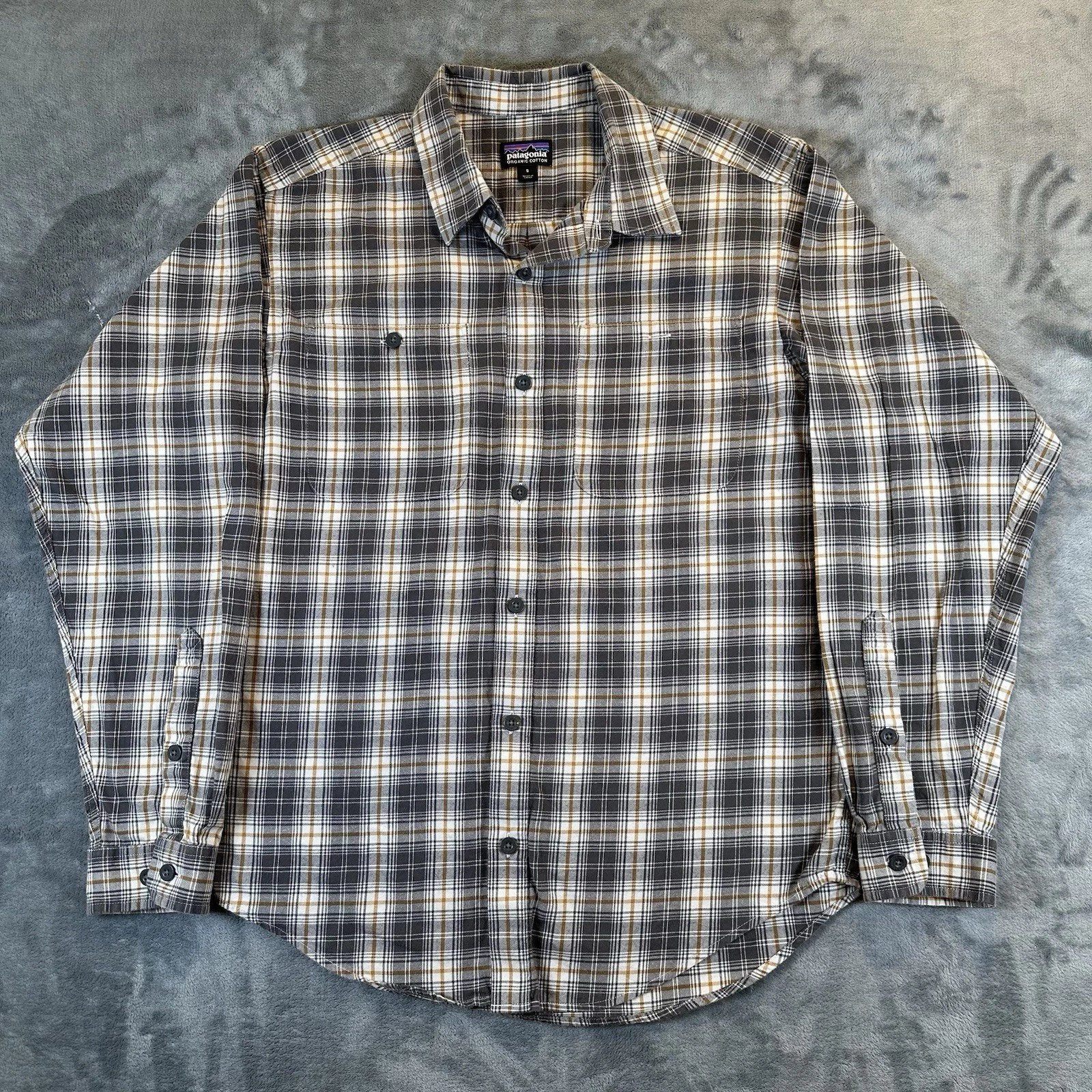 Patagonia Shirt Mens S Gray Plaid Worn Wear Long Sleeve Botton Up Hiking Outdoor