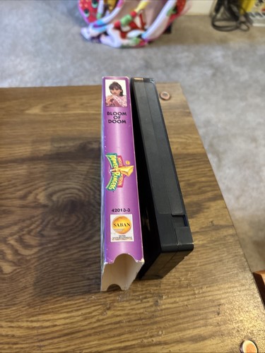Mighty Morphin Power Rangers - Bloom of Doom VHS 1994 , Fight Music Video - Imagen 4 de 4