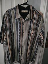 TOMMY BAHAMA MEN'S, XL.. BUTTON DOWN CAMP SHIRT.. NEAR MINT CONDITION 100 SILK