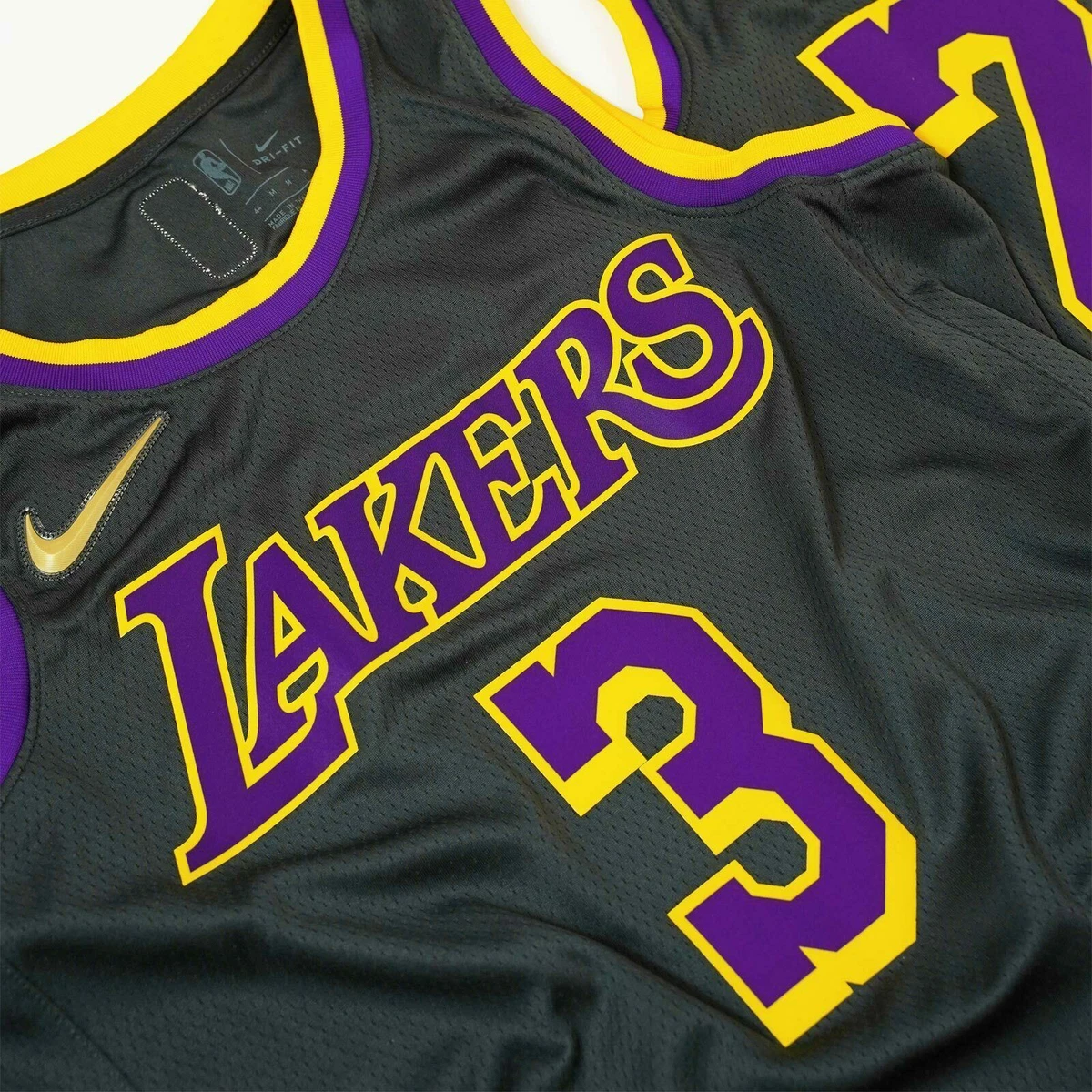 Anthony davis earned jersey sales