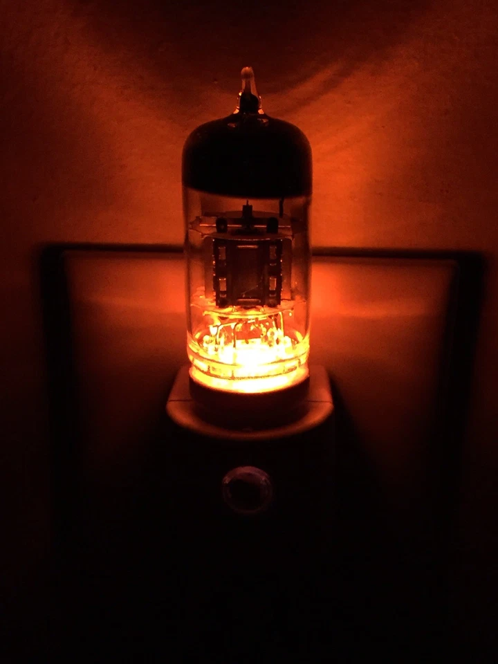 12AX7 Style Vacuum Tube Amber LED NIght Light TV Ham Radio Guitar Amplifier - Image 2 of 4