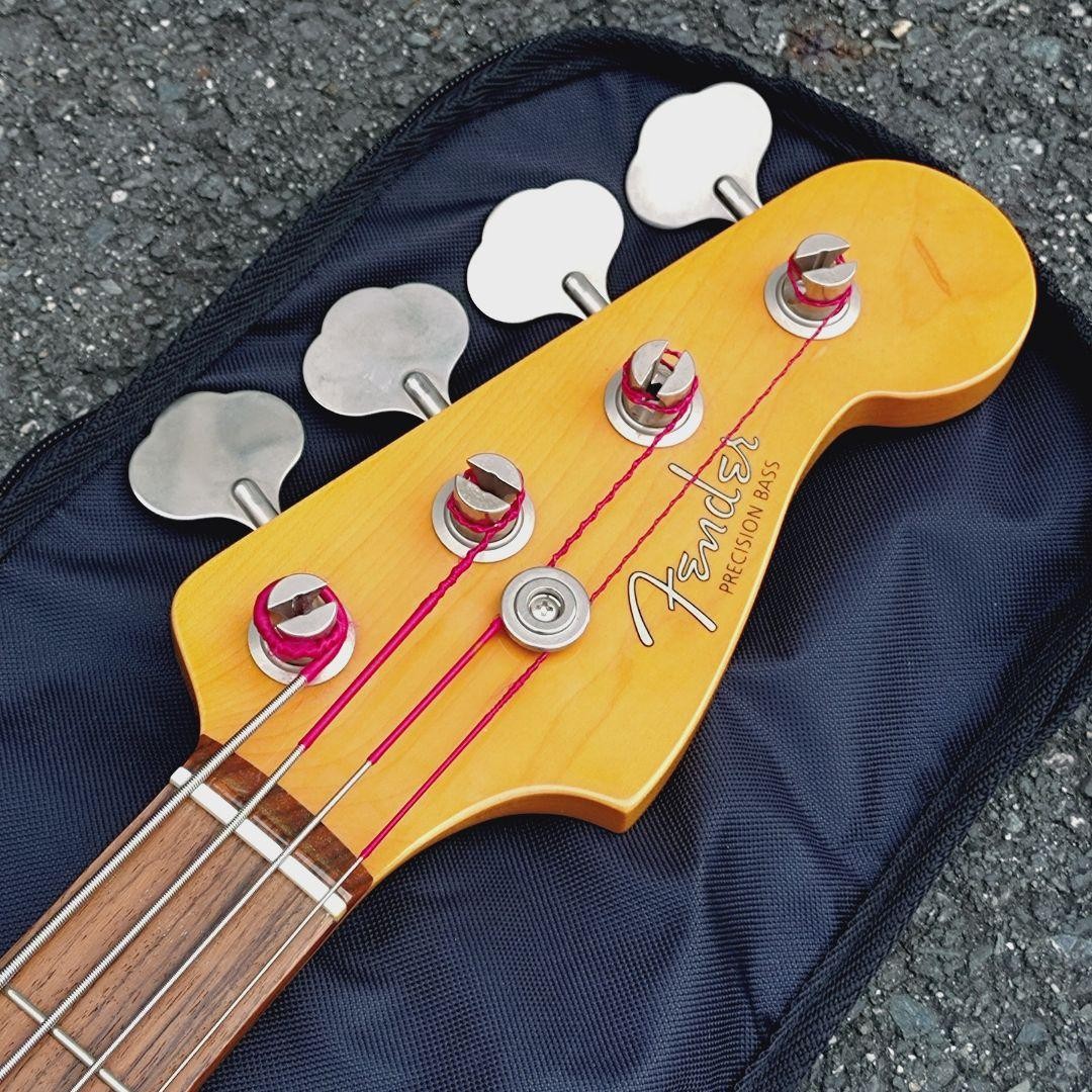 Fender Classic 60s Precision Bass White US PU Electric Bass Guitar