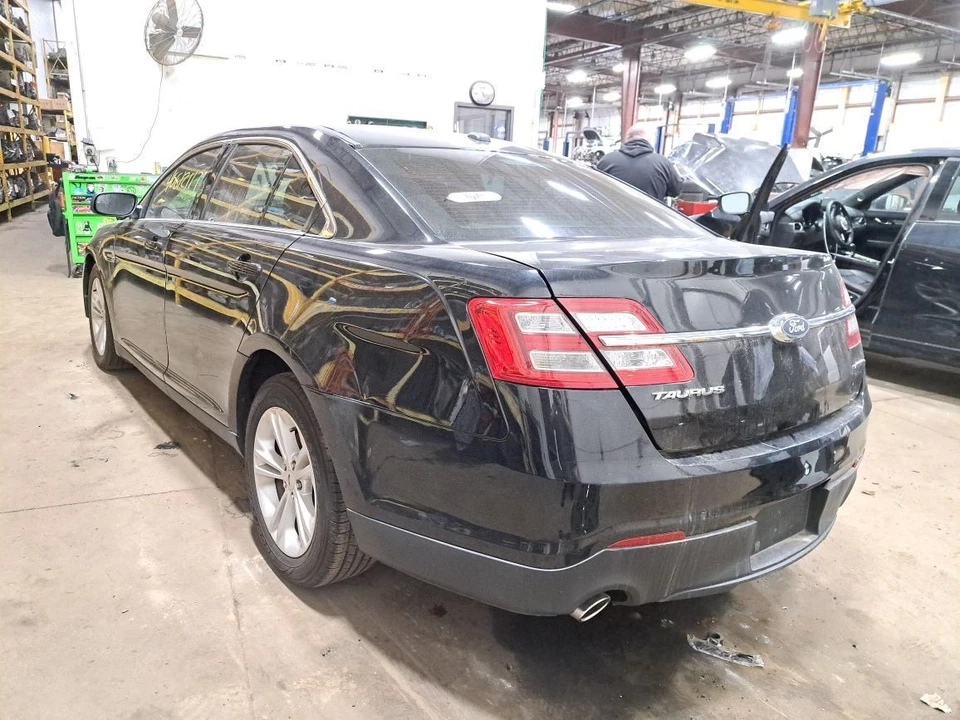 Cilindro maestro de freno 2016 Taurus Sku#4081774 Foto 2 de 4