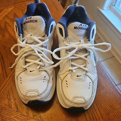 Nike Air Monarch IV Mens sneaker style white/metallic silver Size 12