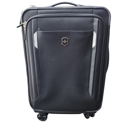 Victorinox Werks Traveler Luggage Dual Caster Spinner Carry-on