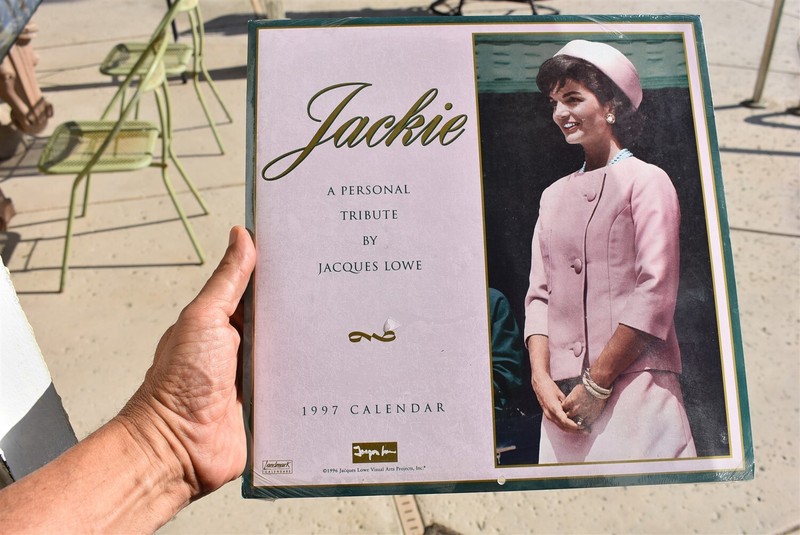  JACKIE JACQUELINE KENNEDY ONASSIS 1997 mint Vintage Photography calendar