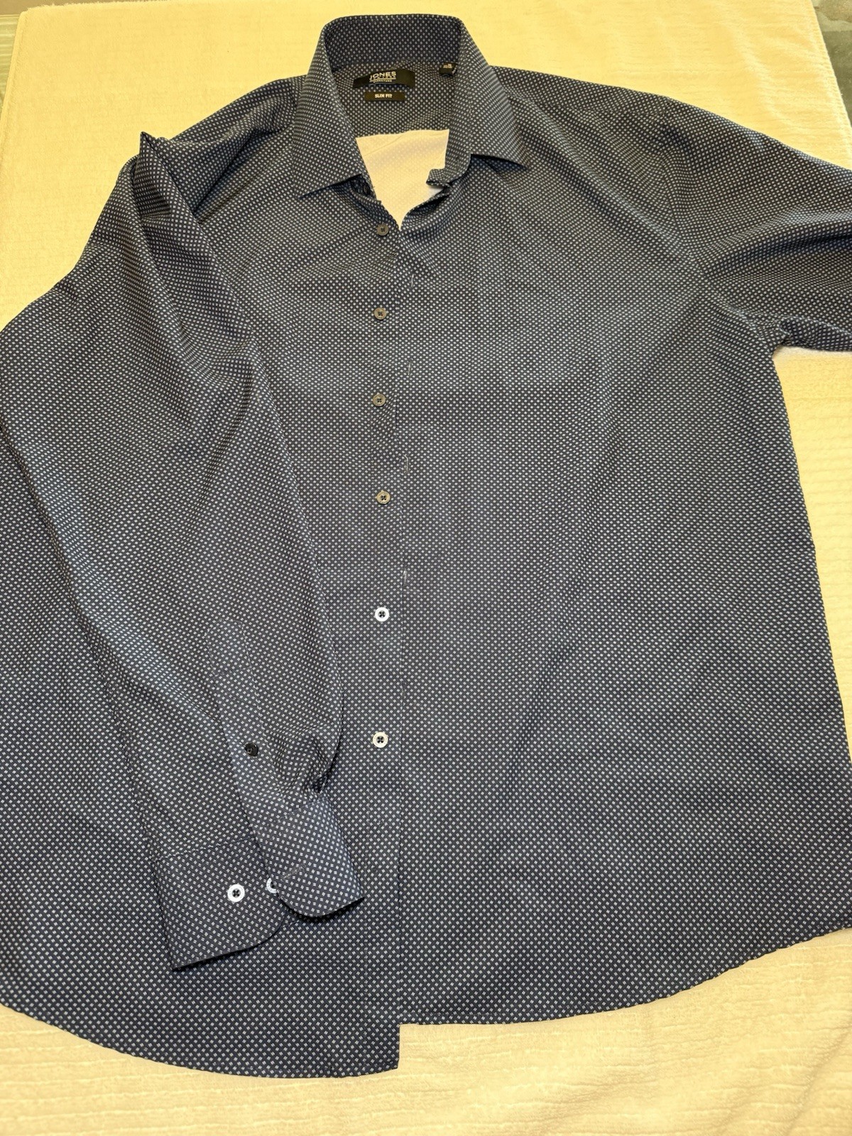 Multiple shirts bundle - image 20