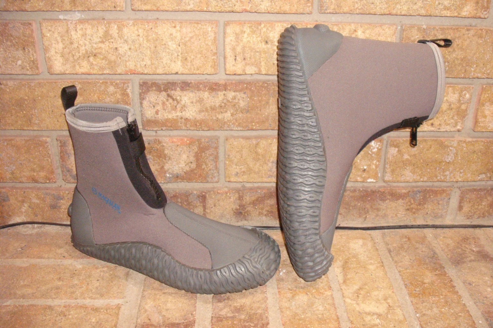 New Magellan Men's Shoreline Front Zip Wading Boots Waterproof 10 M/MSRP$44
Opens in a new window or