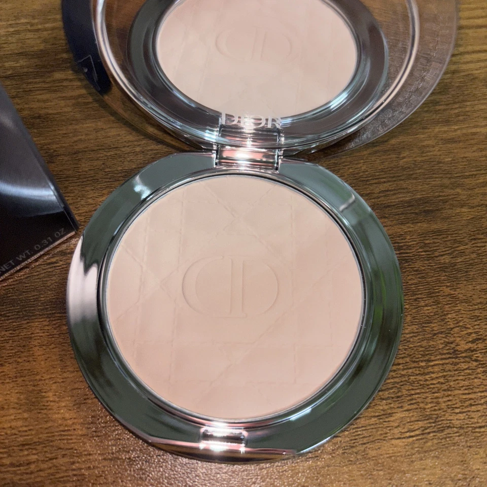 DIOR FOREVER NUDE MATTE FILTER 01 FAIR - Image 2 of 3