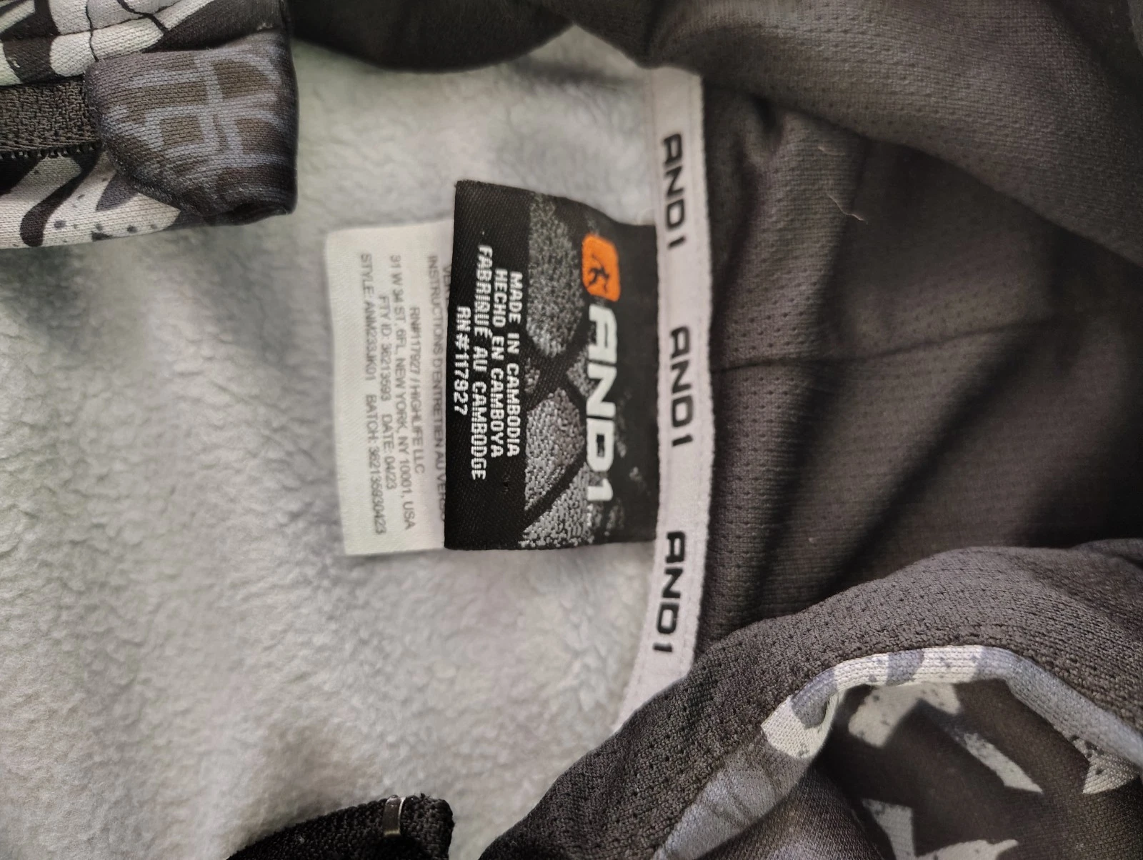 AND1 Men's XL Black Gray White Graffiti Full Zip Hooded Mid-Length Jacket image 5