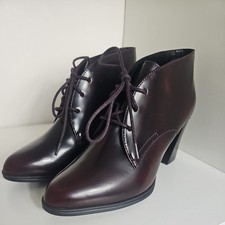 Brand NEW: Clark's 'Kadri Alexa' ankle boots, burgundy leather, size 5 womens