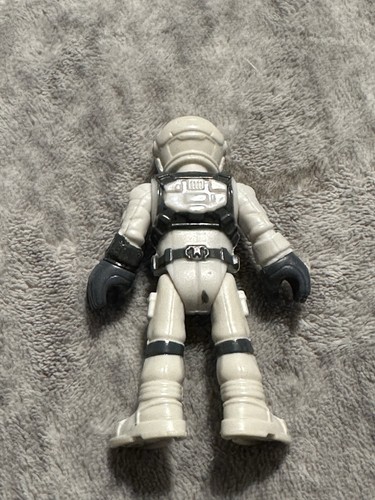 Fisher-Price Imaginext Buzz Lightyear Figure - Picture 2 of 2