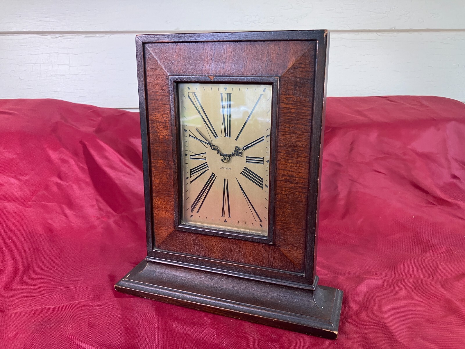 1920's Antique Mahogany WALTHAM Wind up Mantel Desk Clock ASIS NEEDS