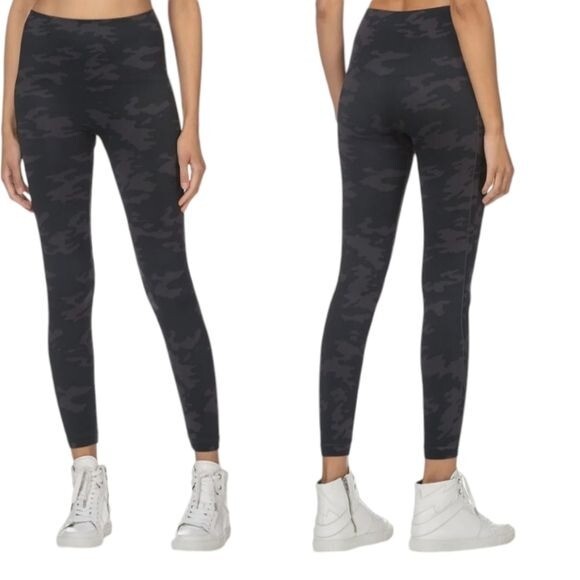 SPANX High-Waisted Black Camo Leggings Look at Me Now Medium  