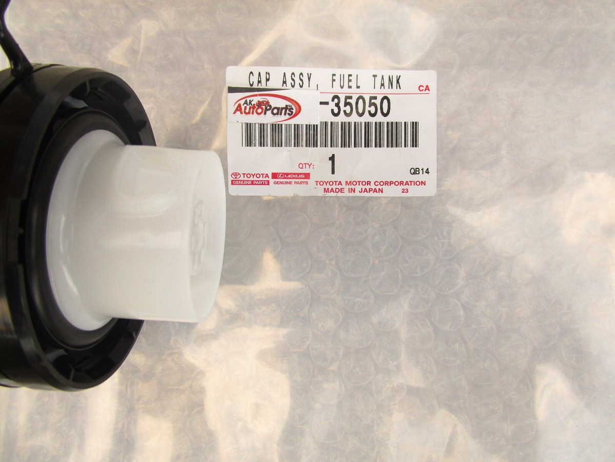 03 - 09 TOYOTA LAND CRUISER PRADO DIESEL FUEL GAS TANK CAP WITH