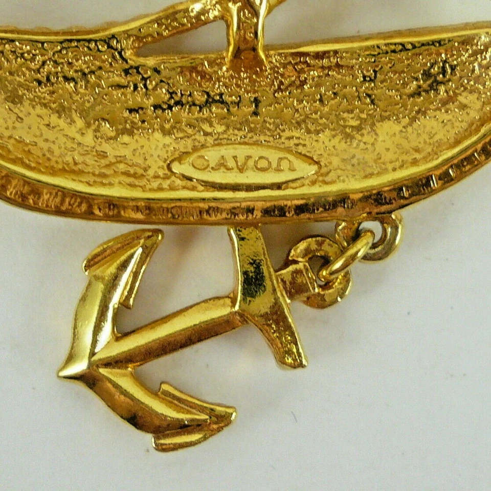 Broche dorado ancla velero esmaltado Avon de colección, firmado, barco de agua náutica Foto 4 de 4