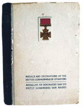 LIBRO MEDAGLIE DECORAZIONI MEDALS DECORATIONS BRITISH COMMONWEALTH NATIONS 1941