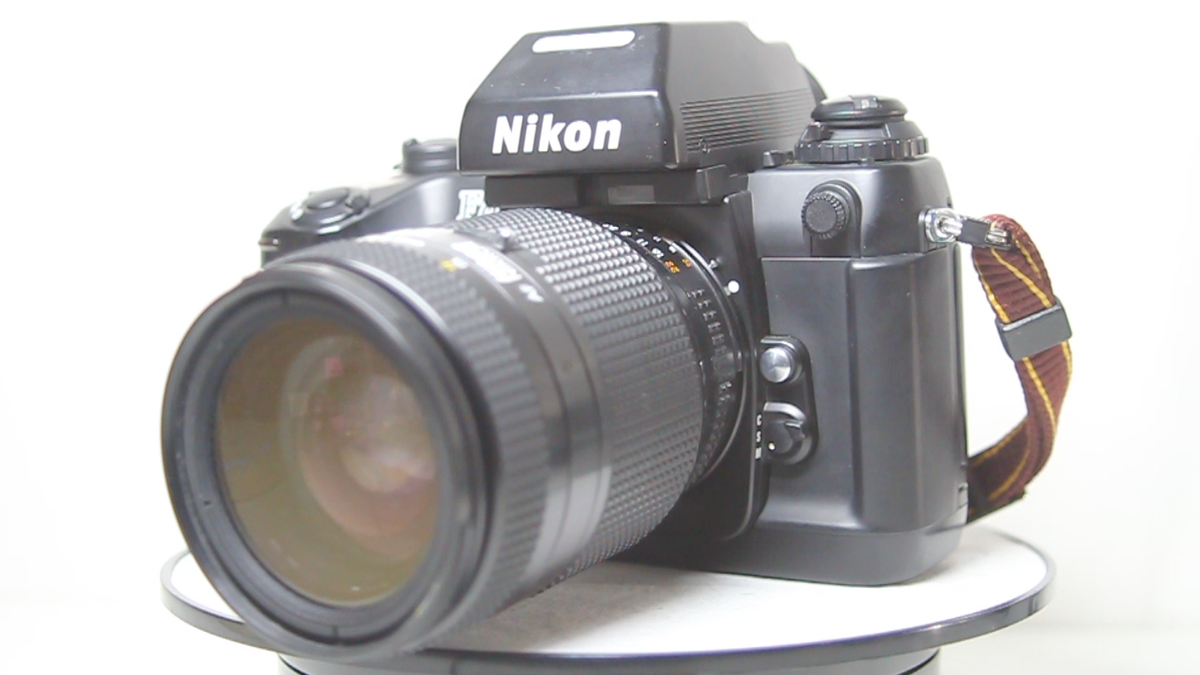 AS IS Nikon F4 35mm SLR Film Camera Nikkor 35-70mm F/2.8 AF D Zoom