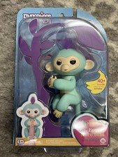 Fingerlings Baby Monkey Zoe