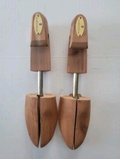 Nordstrom Shoe Tree Men's M Cedar Wood Made in USA Wooden Grain Trees Stretcher