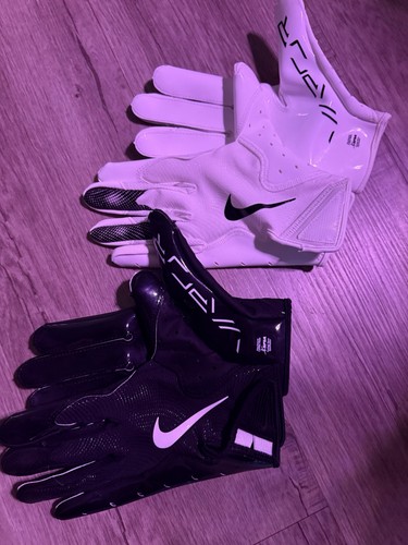 nike golf glove medium (2x) & Under Armour Large (All 3 Together)