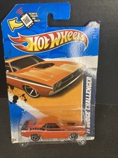 Hot Wheels '71 Dodge Challenger Muscle Mania '12 Mopar 2012 2/10 82/247