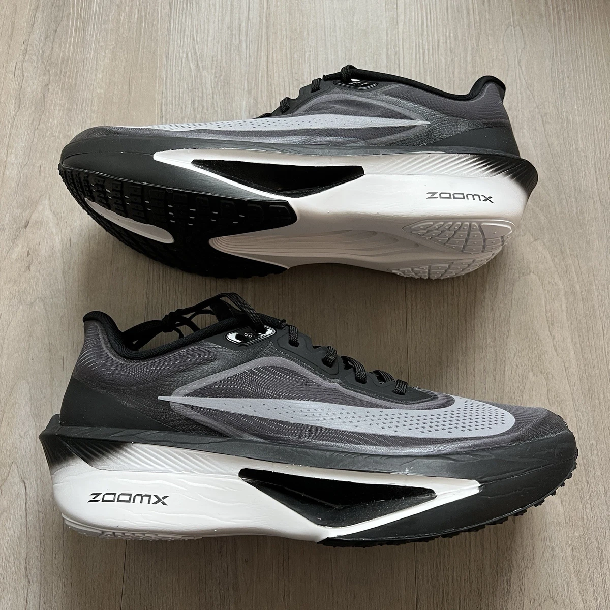 Preços baixos em Nike Zoom Fly 3 Black White | eBay