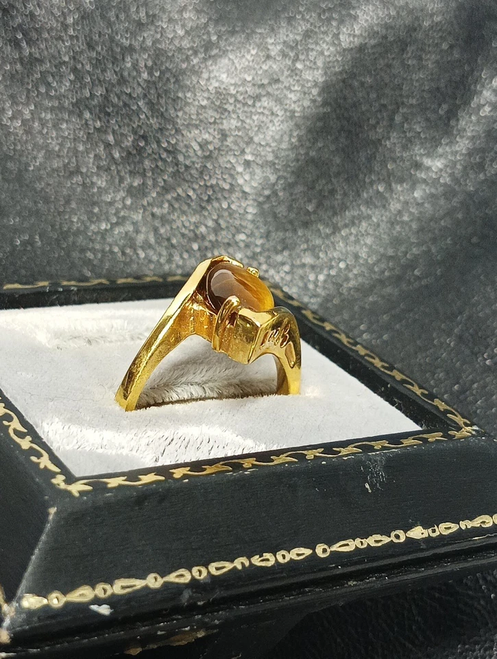 18kt gold tigers' eye cocktail ring  - Image 2 of 4
