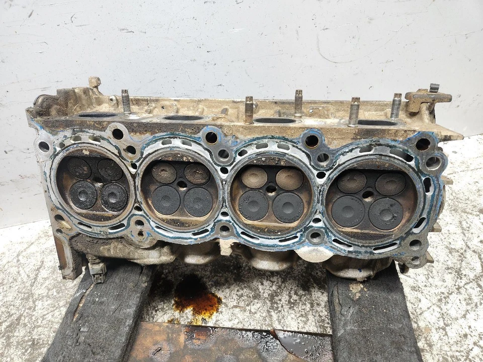 Culata izquierda conductor Infiniti QX56 2007-2010 DOHC OEM 11090ZE00A Foto 2 de 4