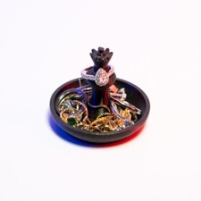 The Queen Chess Piece Ring Holder Elegant Jewelry Organizer Chess-Inspired