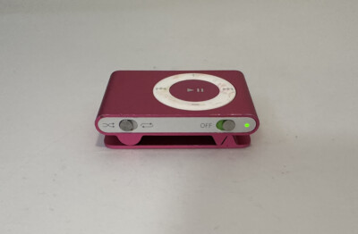 Apple iPod shuffle 2nd Generation Pink (1 GB) Works Great