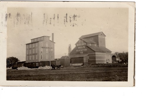 Moses Mills-Elevator Co. Gebäude-Great Bend-Kansas-Vintage Echtfoto Postkarte