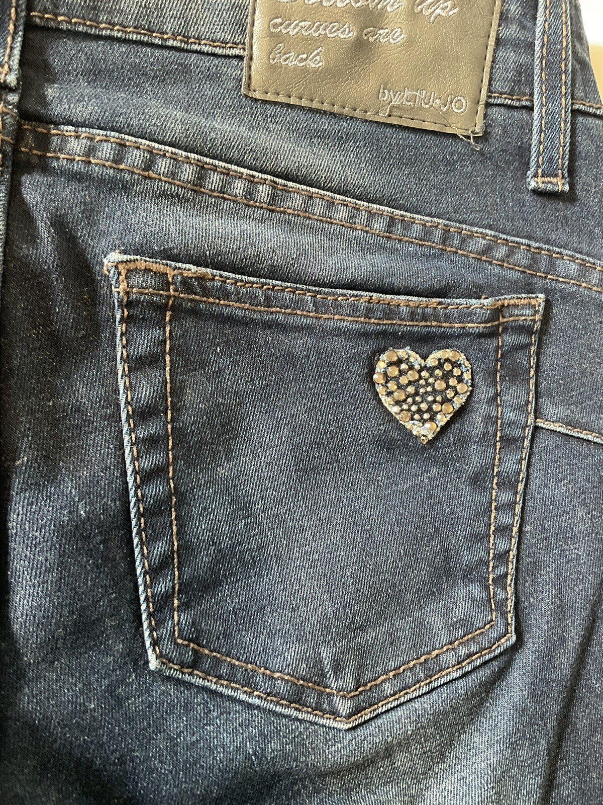 Picture 8 of 10