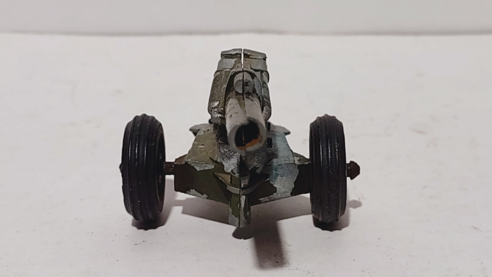 Vintage Tootsietoy, Army Radar Truck & Howitzer Gun, Diecast
