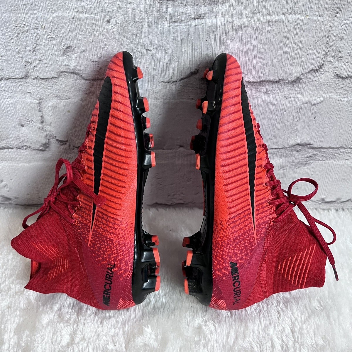 Nike Mercurial Superfly 5 V FG Football Boots Uk Size 4 University