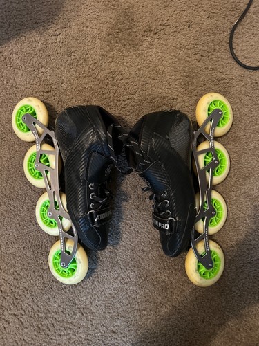 Atomic inline skates size 11 used no box color black ok condition - Picture 2 of 4