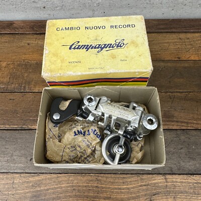 Dérailleur Arrière Campagnolo Nuovo Record – Patte 72, Aluminium Italien Vintage