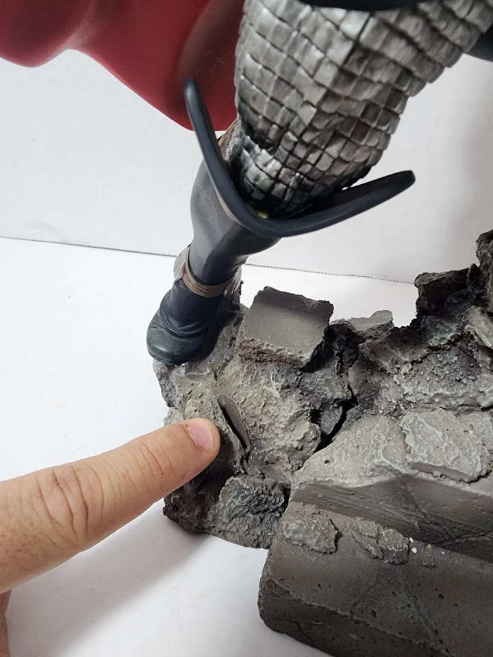 AS IS Kotobukiya THOR Avengers Reborn Statue 164/1200 DAMAGED/Needs Parts - Image 4 of 4