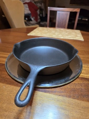 Beautifully Restored Pre 1935 #8 Unmarked Wagner Cast Iron Skillet W/Heat Ring