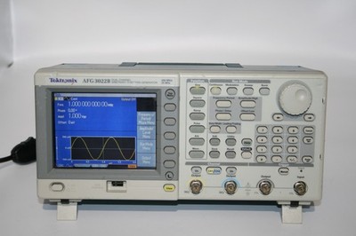 Tektronix AFG3022B 2-Channel 25MHz 250 MS/s Arbitrary Function Generator