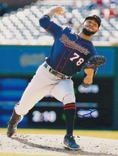 SIMEON WOODS RICHARDSON MINNESOTA TWINS  ACTION SIGNED 8x10
