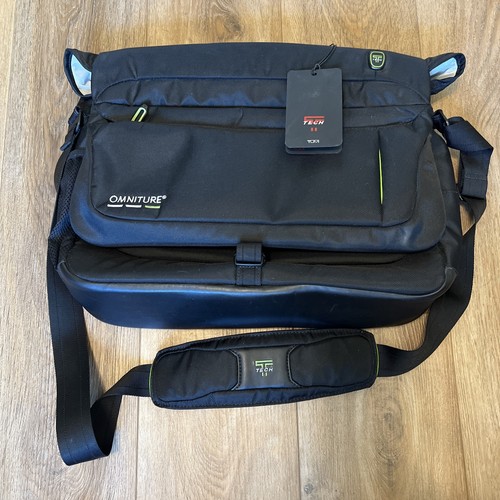 TUMI Tech 5616SM Black Nylon Messenger Laptop Bag w/ Company Logo Omniture NWT